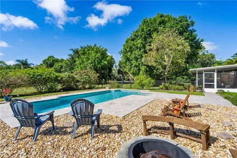 1140 49th Avenue Vero Beach FL 32966