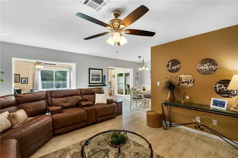356 10th Court Vero Beach FL 32962