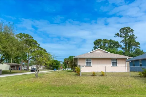 1495 12th Street SW Vero Beach FL 32962
