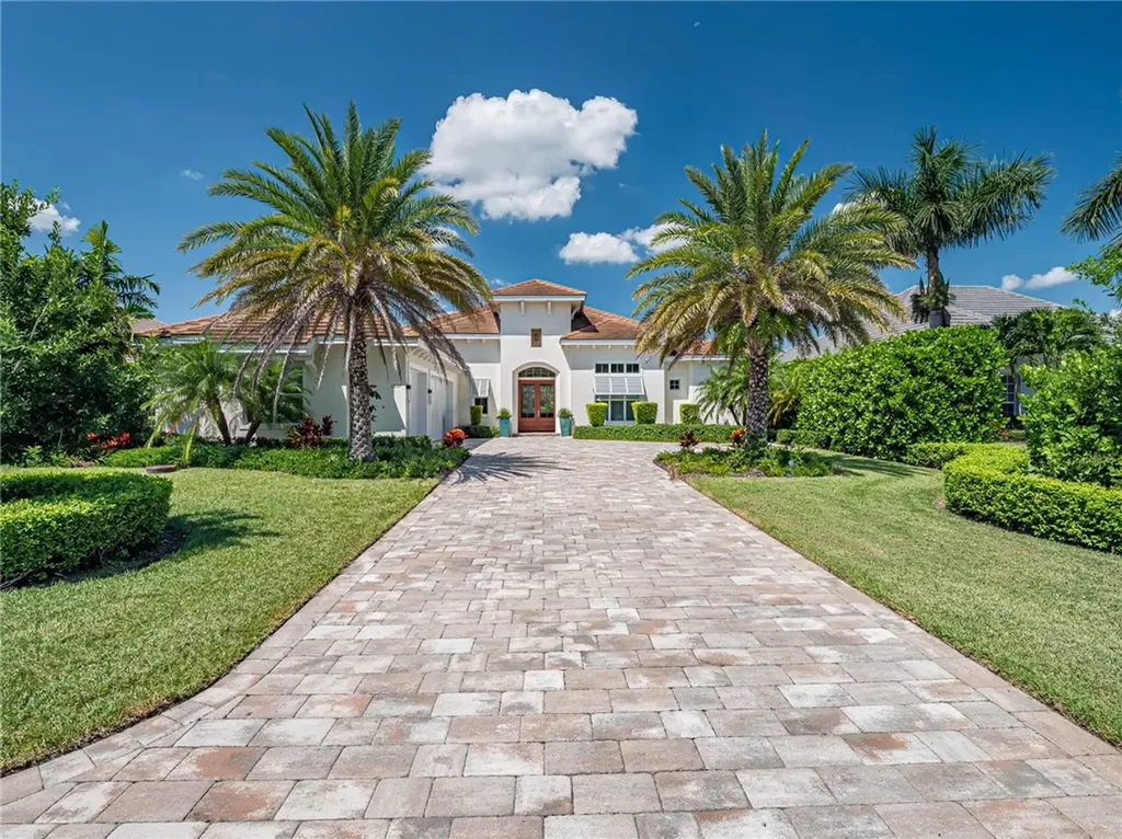 1207 Isla Verde Square Vero Beach FL 32963