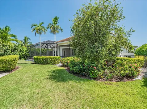 1207 Isla Verde Square Vero Beach FL 32963