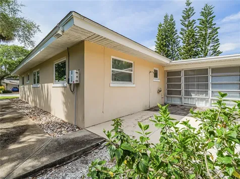 915 Jasmine Lane Vero Beach FL 32963