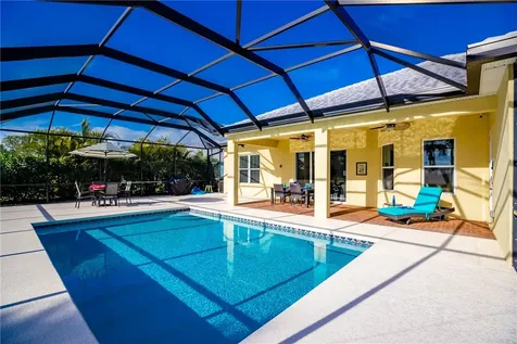 2537 Saint Lucia Circle Vero Beach FL 32967