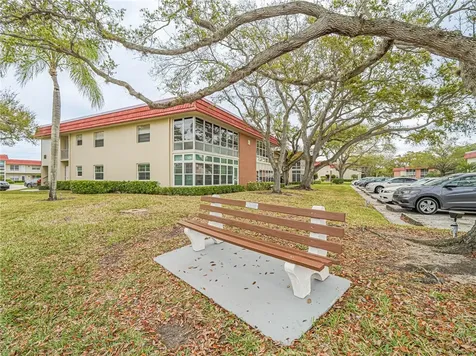 18 Vista Palm Lane Vero Beach FL 32962