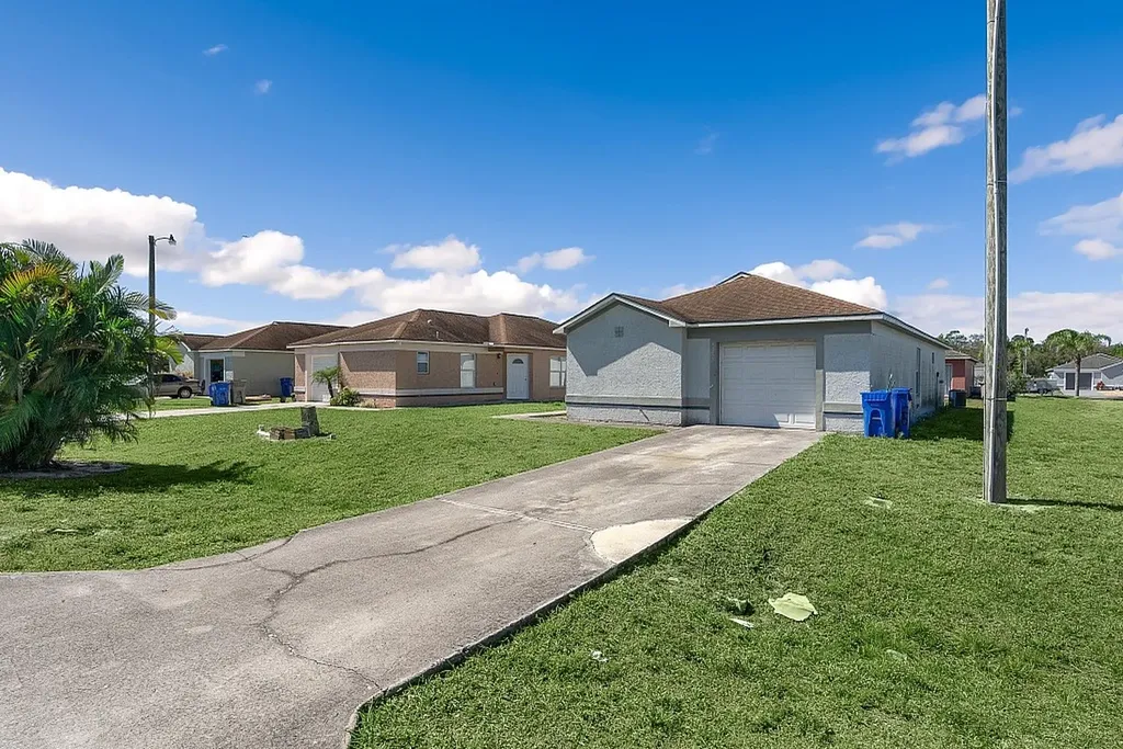 4795 29th Avenue Vero Beach FL 32967
