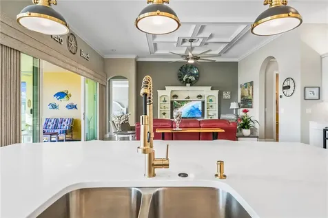 294 11th Square SW Vero Beach FL 32962
