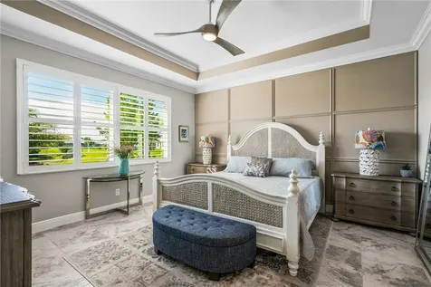 294 11th Square SW Vero Beach FL 32962