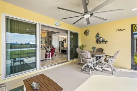 294 11th Square SW Vero Beach FL 32962