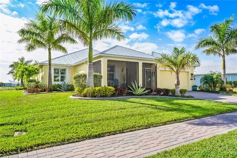 294 11th Square SW Vero Beach FL 32962