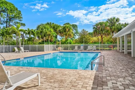 294 11th Square SW Vero Beach FL 32962