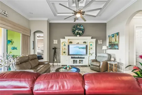 294 11th Square SW Vero Beach FL 32962