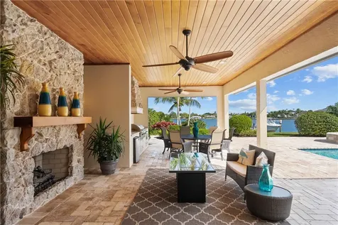 237 Spinnaker Drive Vero Beach FL 32963
