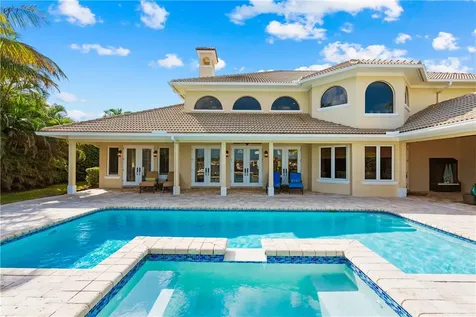 237 Spinnaker Drive Vero Beach FL 32963