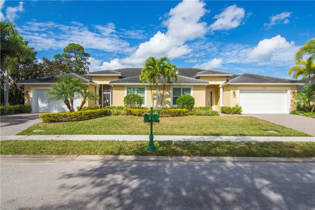 6276 NW Helmsdale Way Port St. Lucie FL 34983