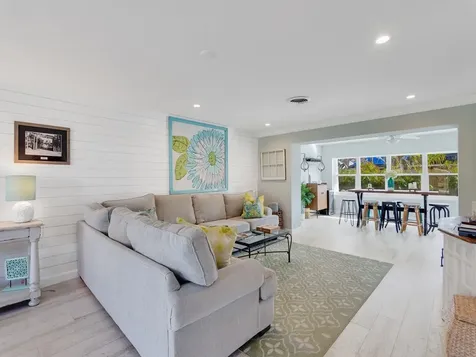 610 Honeysuckle Lane Vero Beach FL 32963