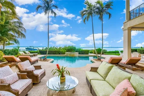 365 Riverway Court Vero Beach FL 32963