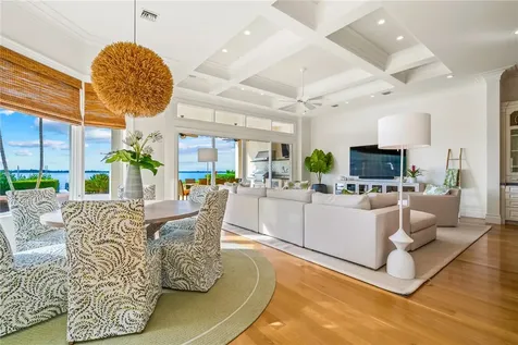 365 Riverway Court Vero Beach FL 32963