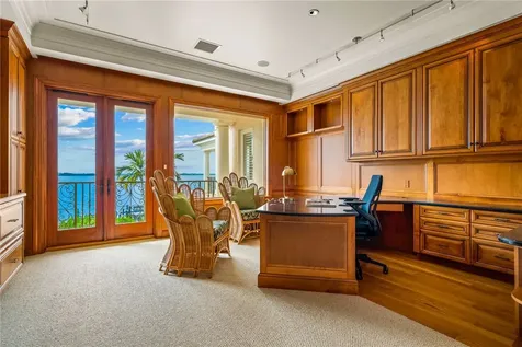 365 Riverway Court Vero Beach FL 32963