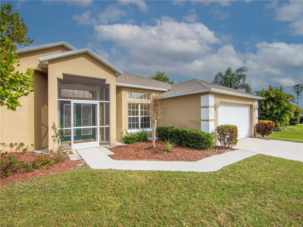 2511 SE Snapper Street Port St. Lucie FL 34952