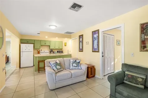 1430 6th Avenue Vero Beach FL 32960