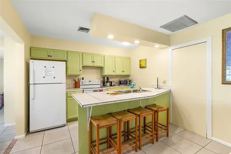 1430 6th Avenue Vero Beach FL 32960