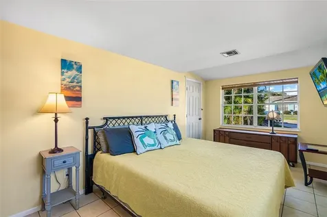 1430 6th Avenue Vero Beach FL 32960