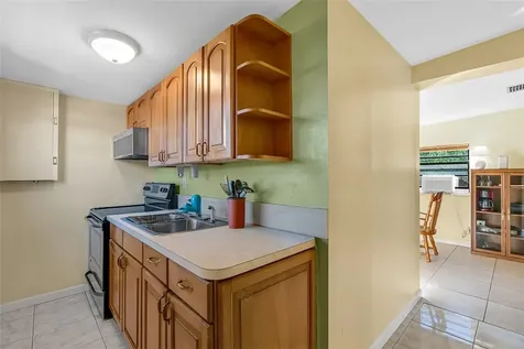 1430 6th Avenue Vero Beach FL 32960