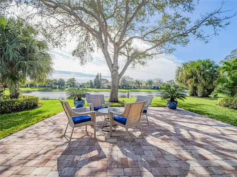 2114 Falls Circle Vero Beach FL 32967