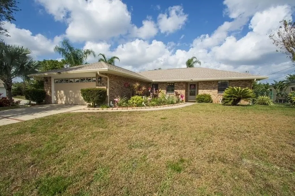 998 Flamingo Avenue Sebastian FL 32958