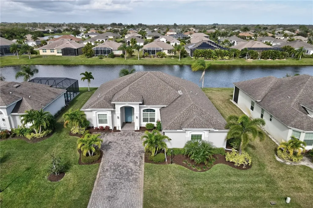 730 Fortunella Circle SW Vero Beach FL 32968