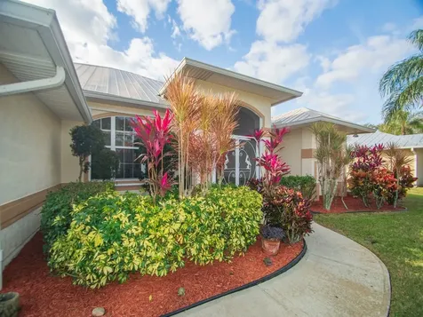 488 Arbor Street Sebastian FL 32958