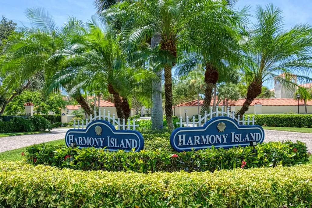 5060 Harmony Circle Vero Beach FL 32967