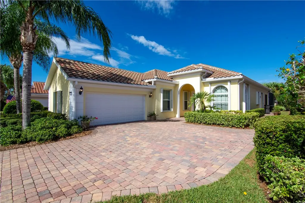 5123 Formosa Circle Vero Beach FL 32967