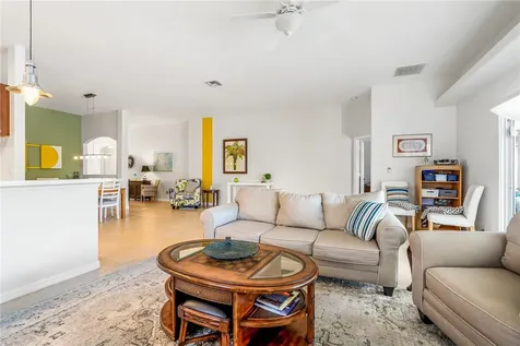 522 S Valencia Circle SW Vero Beach FL 32968
