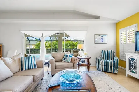522 S Valencia Circle SW Vero Beach FL 32968