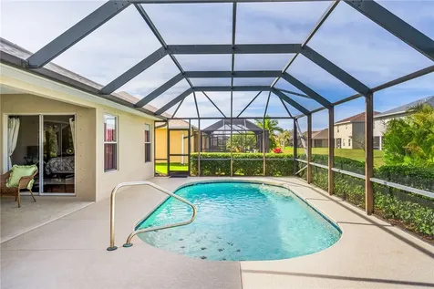 522 S Valencia Circle SW Vero Beach FL 32968