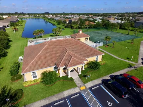 522 S Valencia Circle SW Vero Beach FL 32968