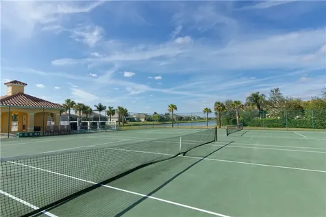 522 S Valencia Circle SW Vero Beach FL 32968