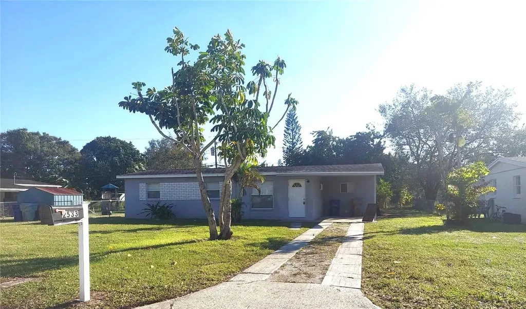 2533 2nd Street SW Vero Beach FL 32962