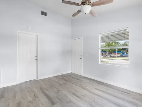 1195 18th Avenue SW Vero Beach FL 32962