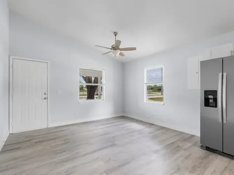 1195 18th Avenue SW Vero Beach FL 32962