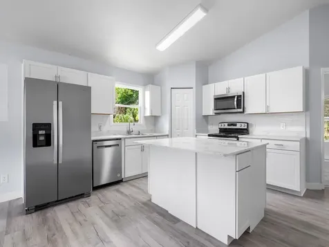 1195 18th Avenue SW Vero Beach FL 32962