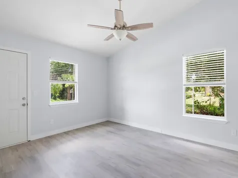 1195 18th Avenue SW Vero Beach FL 32962