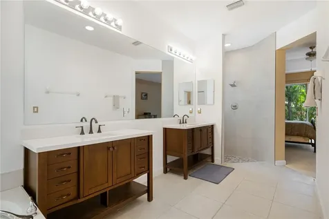 9690 E Maiden Court Vero Beach FL 32963