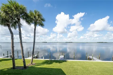 1001 Bay Road Vero Beach FL 32963