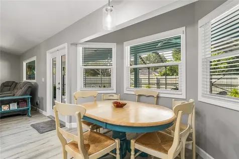 325 38th Square SW Vero Beach FL 32968