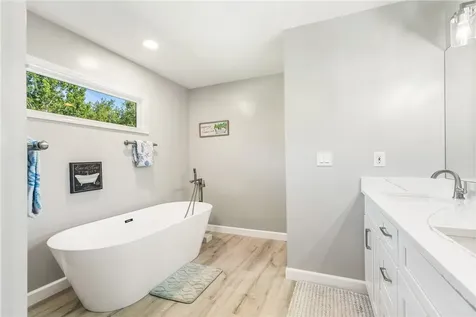 325 38th Square SW Vero Beach FL 32968