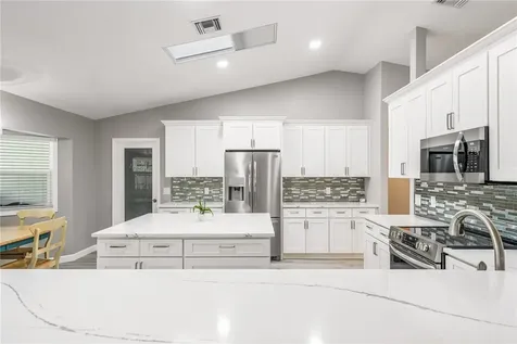 325 38th Square SW Vero Beach FL 32968