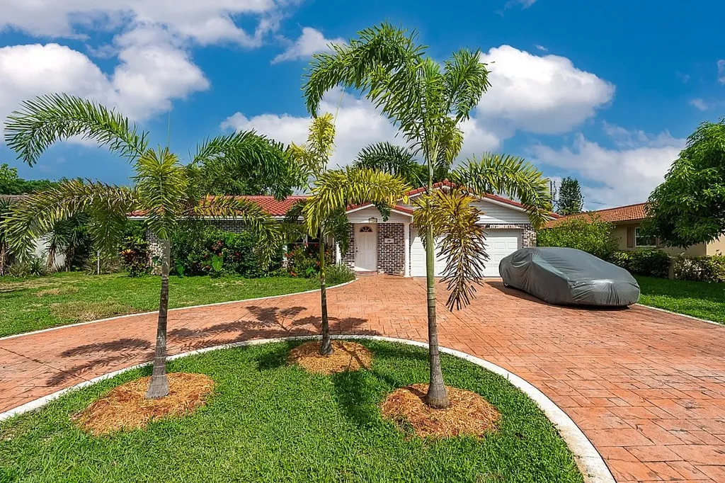 4118 NW 78th Lane Coral Springs FL 33065
