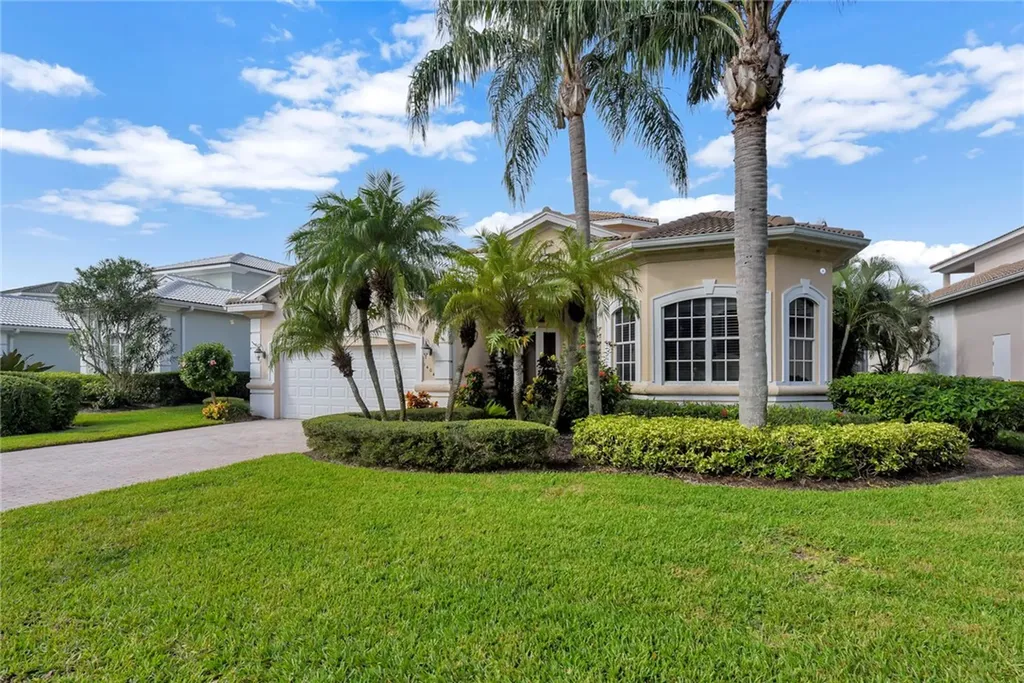 1404 W Island Club Square Vero Beach FL 32963